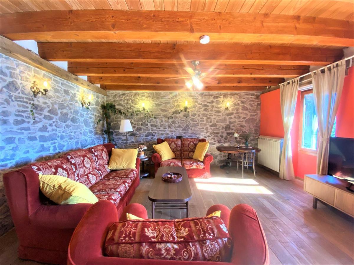 Villa Salvia - Holiday House With Pool - Jurdani Buitenkant foto