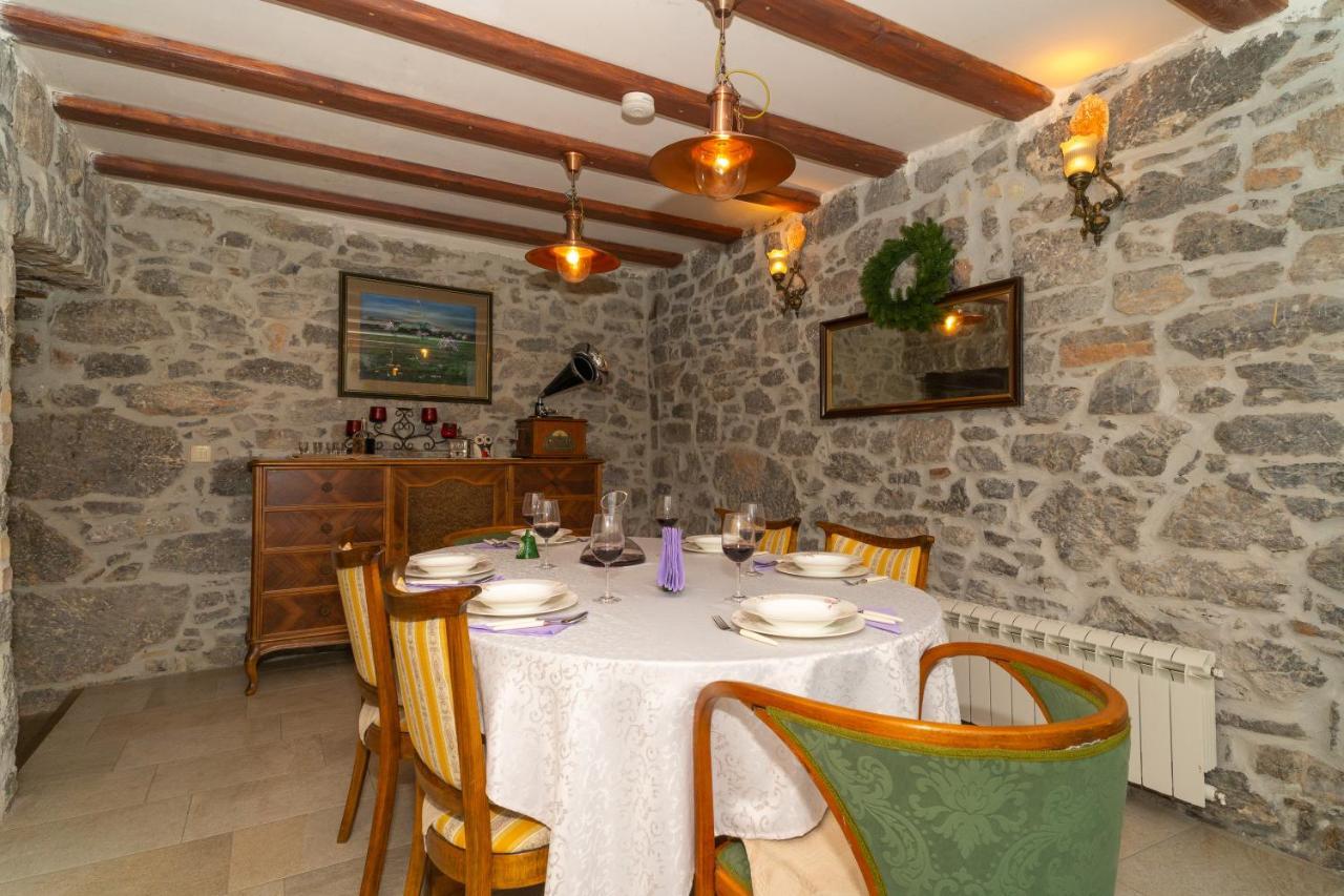 Villa Salvia - Holiday House With Pool - Jurdani Buitenkant foto