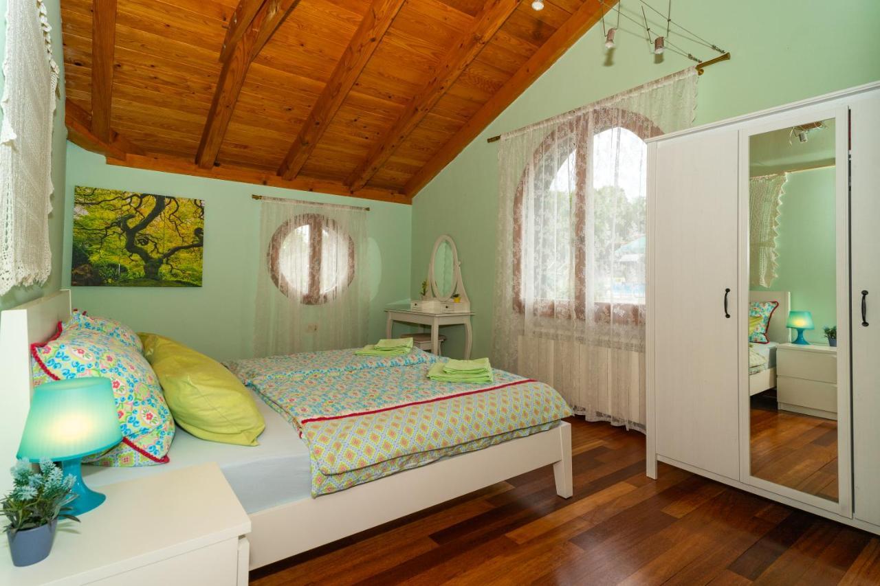 Villa Salvia - Holiday House With Pool - Jurdani Buitenkant foto