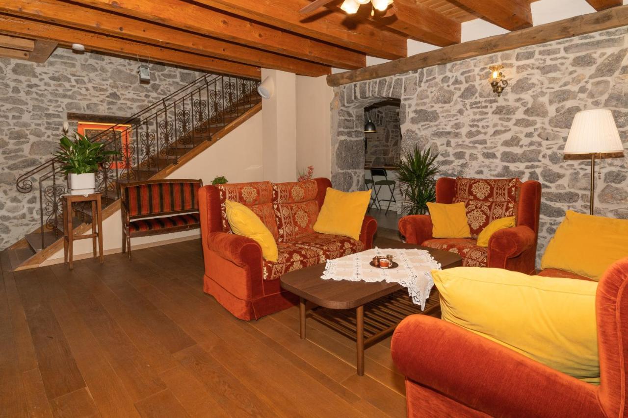 Villa Salvia - Holiday House With Pool - Jurdani Buitenkant foto